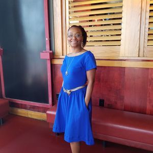 Meet your Posher, Crystal